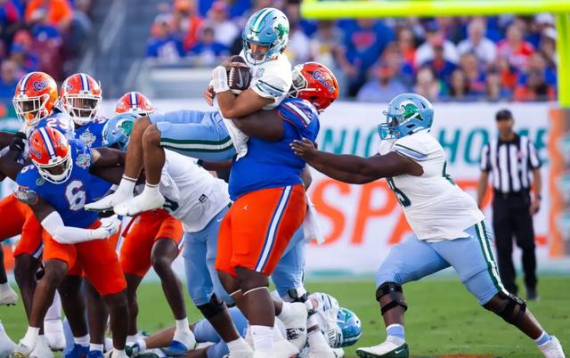 运动巨星们在最受瞩目体育赛事中的表现 运动巨星们在最受瞩目体育赛事中的表现