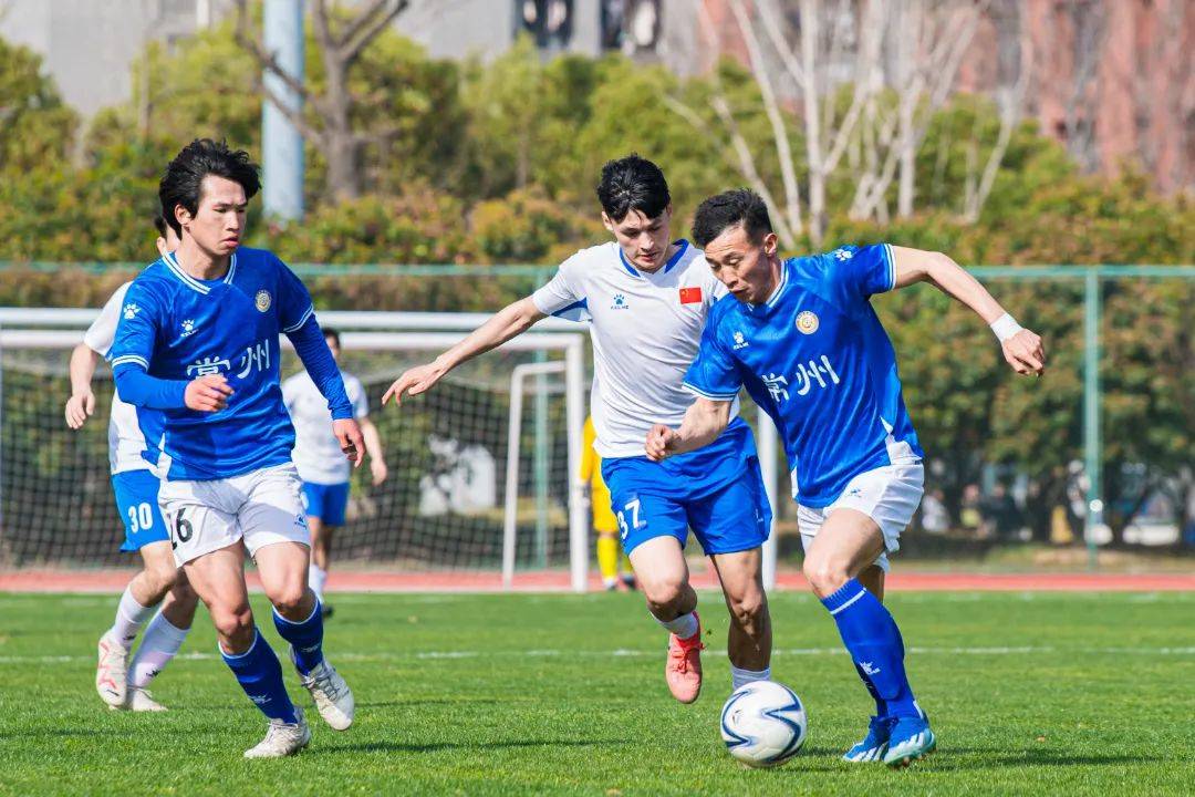 同乐城网站入口-队员拼搏奉献，为球队带来胜利