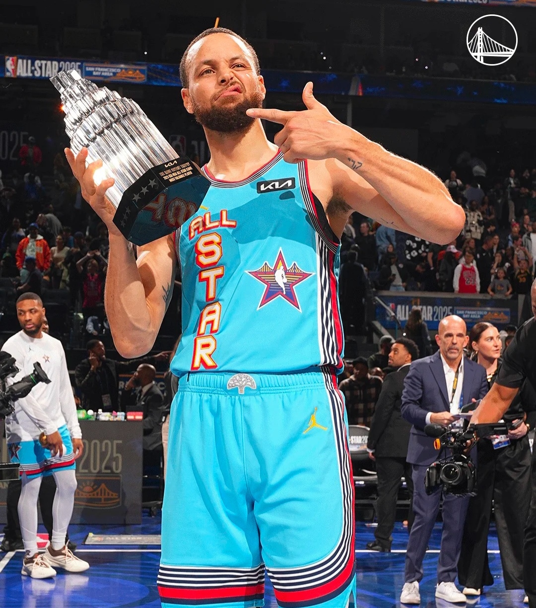 关于NBA巨星在全明星赛秀技高人的信息 关于NBA巨星在全明星赛秀技高人的信息