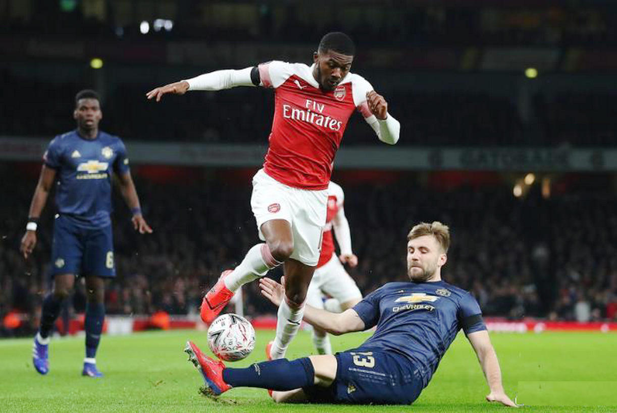 同乐城馆-伯恩利主教练战术正当，球队士气高昂备战下轮的简单介绍