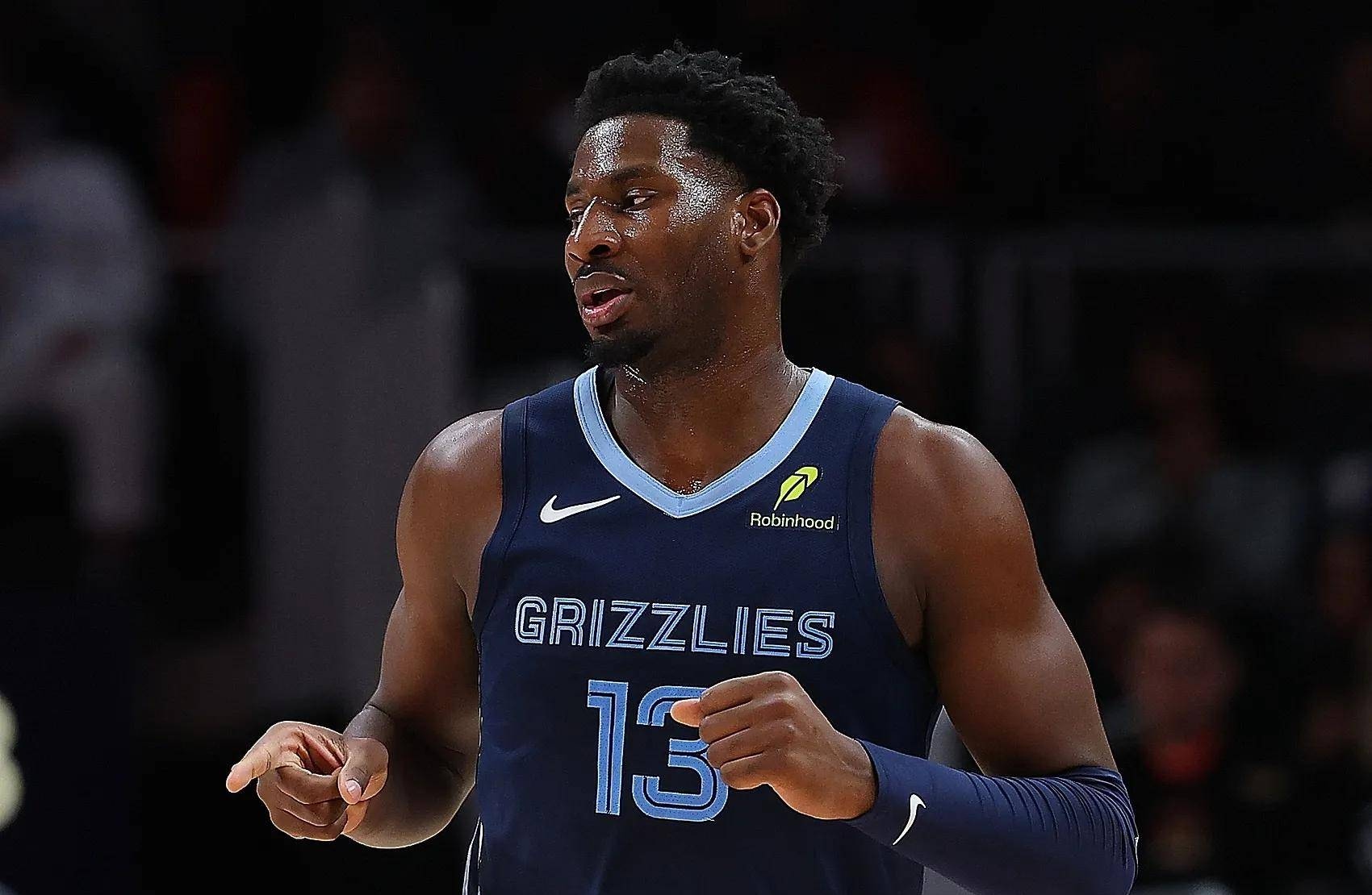 灰熊大胜快船,取得主场胜利 灰熊大胜快船,取得主场胜利